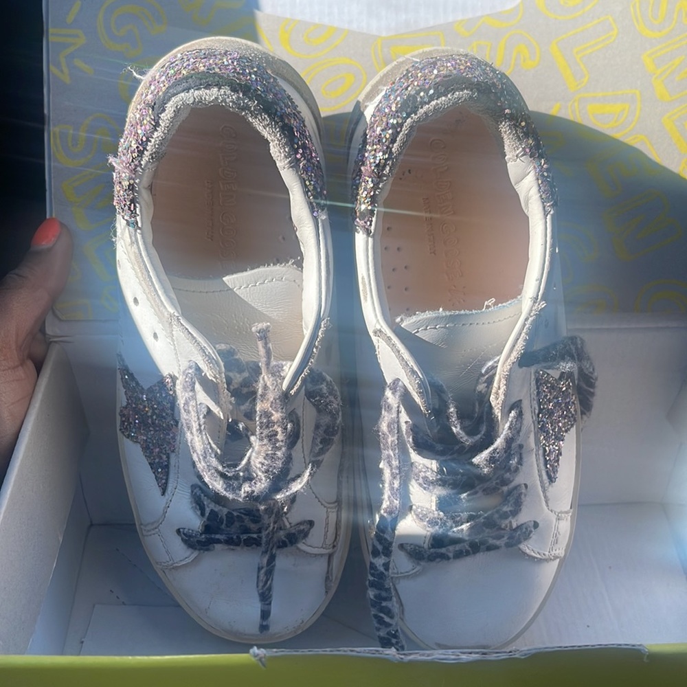 Golden Goose - Picture 3 of 5